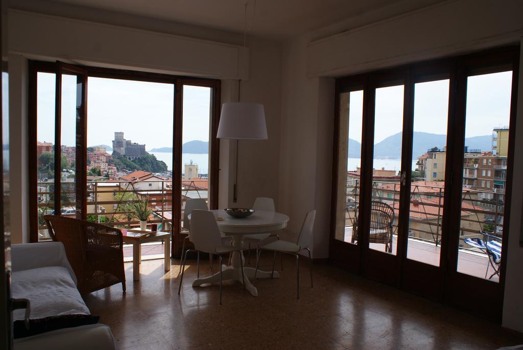 Apartamento Il Terrazzo Sul Castello Lerici Exterior foto